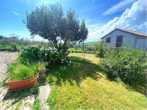 appartamento in vendita a Staffolo in zona Coste