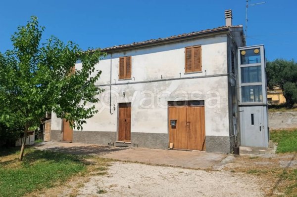 villa in vendita a Staffolo