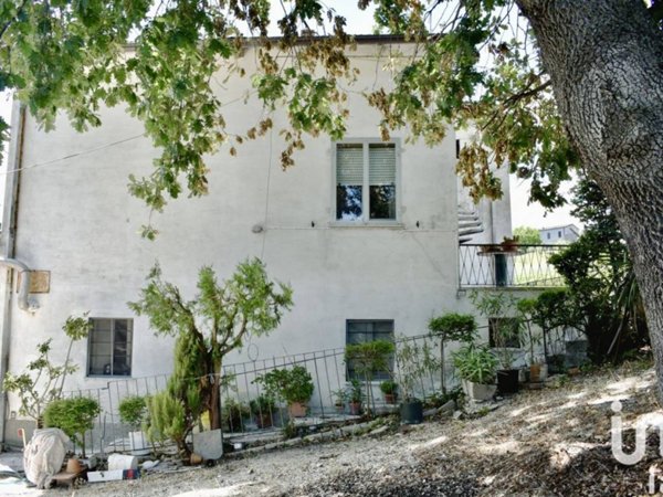 casa indipendente in vendita a Staffolo