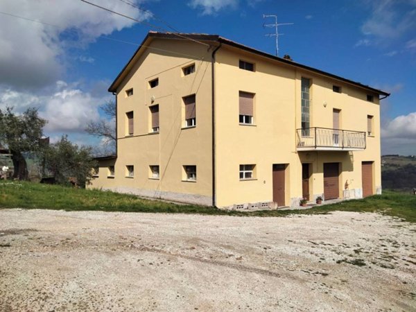 casa indipendente in vendita a Staffolo