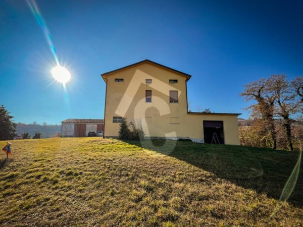 casa indipendente in vendita a Staffolo