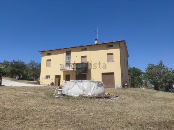 casa indipendente in vendita a Staffolo