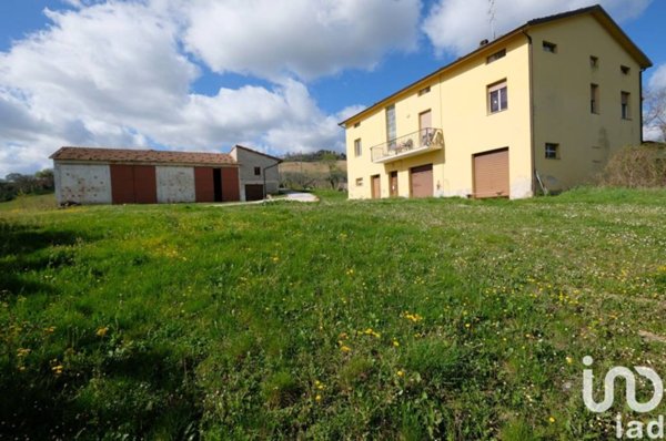 casa indipendente in vendita a Staffolo