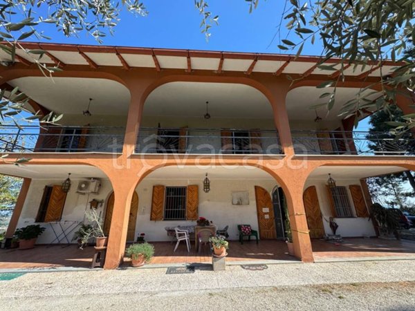 casa indipendente in vendita a Staffolo in zona Coste