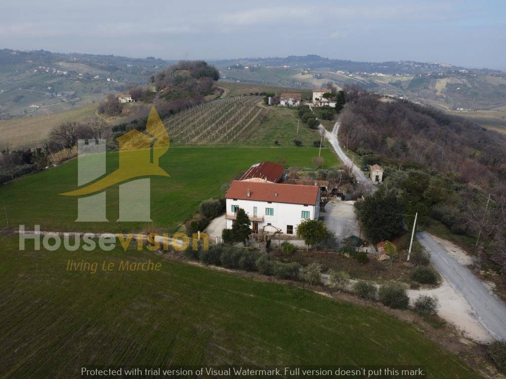 casa indipendente in vendita a Staffolo in zona Coste