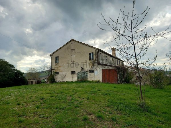 casale in vendita a Staffolo in zona Coste
