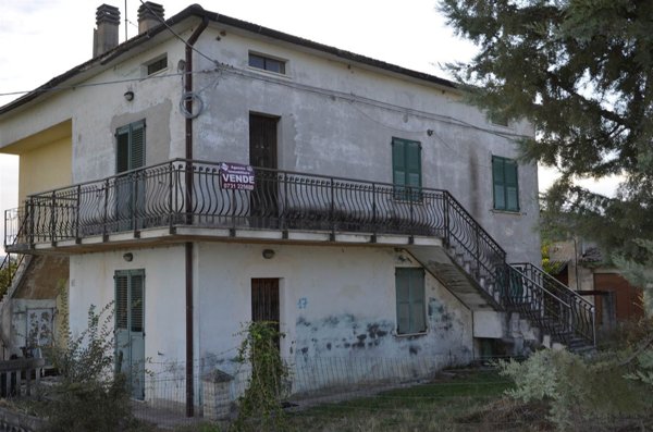 casale in vendita a Staffolo in zona Coste
