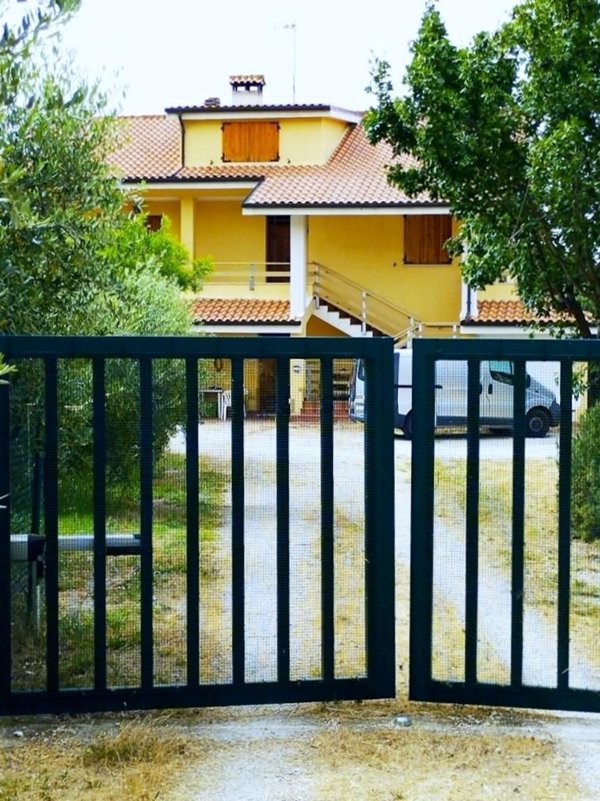 appartamento in vendita a Trecastelli in zona Monterado