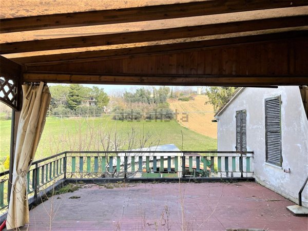casa indipendente in vendita a Trecastelli in zona Ripe