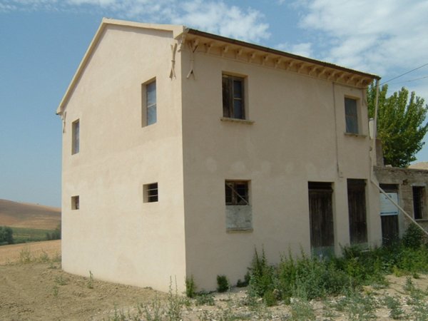 casa indipendente in vendita a Trecastelli in zona Castel Colonna