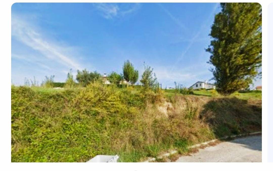 terreno edificabile in vendita a Trecastelli in zona Ripe