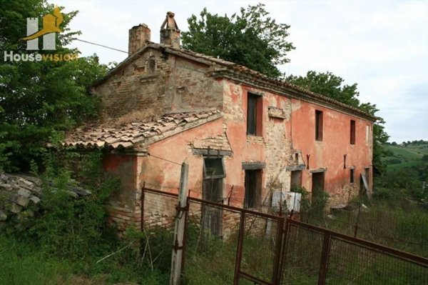 casa indipendente in vendita a Trecastelli