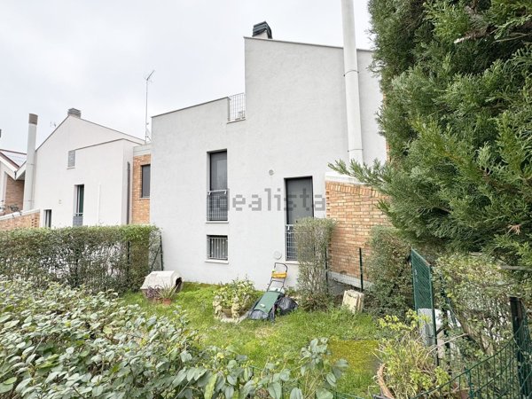 casa indipendente in vendita a Trecastelli