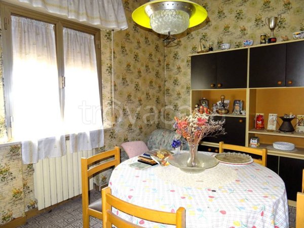 casa indipendente in vendita a Trecastelli