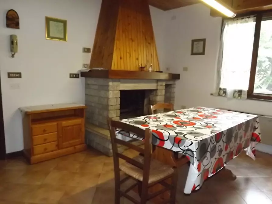 casa indipendente in vendita a Trecastelli in zona Ripe