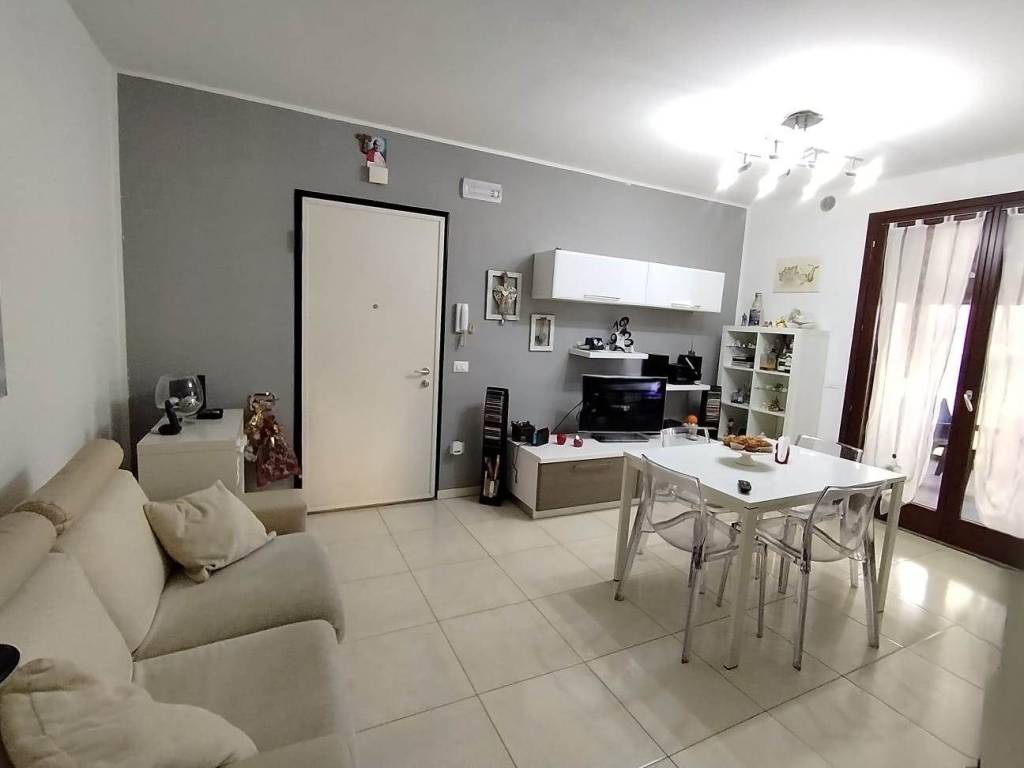 appartamento in vendita a Trecastelli in zona Ponterio