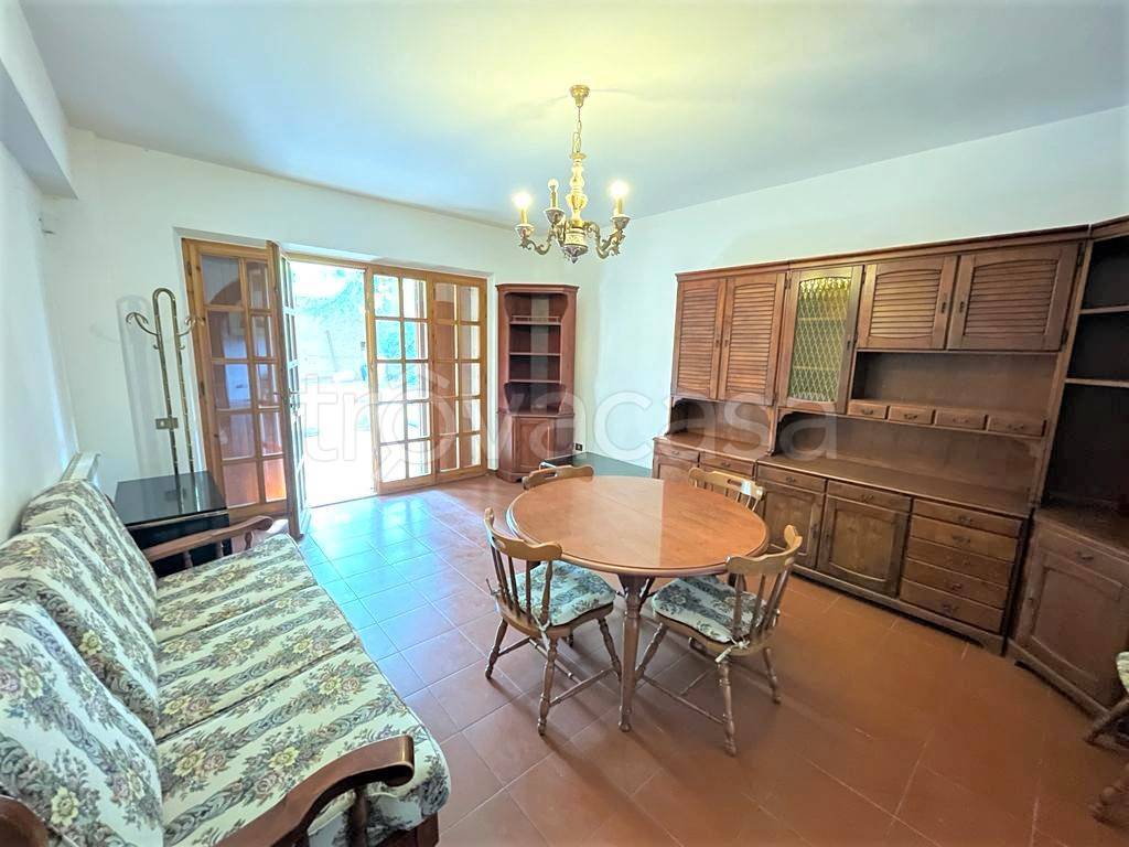 appartamento in vendita a Trecastelli in zona Ripe