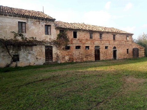 casale in vendita a Trecastelli