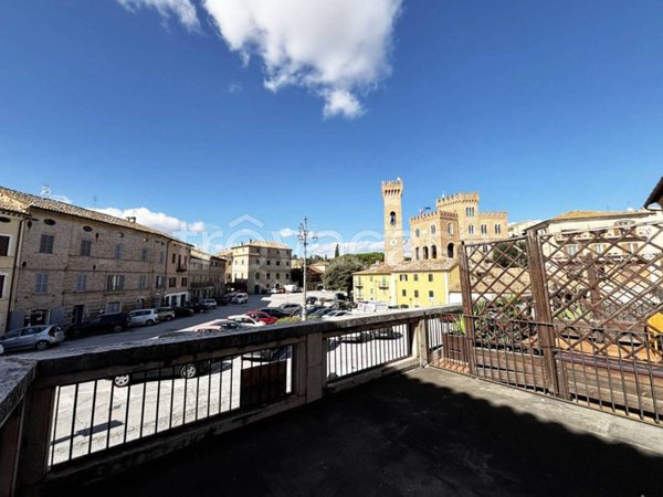 appartamento in vendita a Trecastelli in zona Ripe