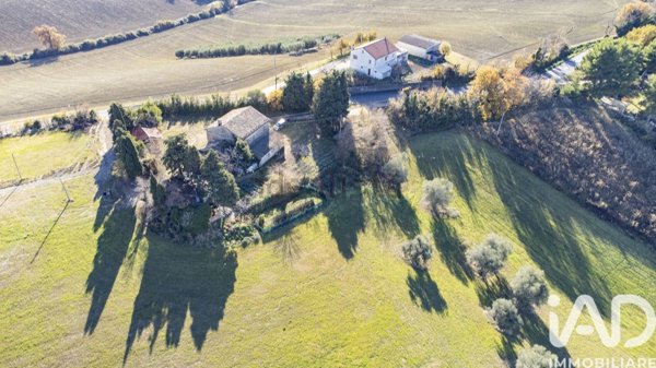 casa indipendente in vendita a Trecastelli