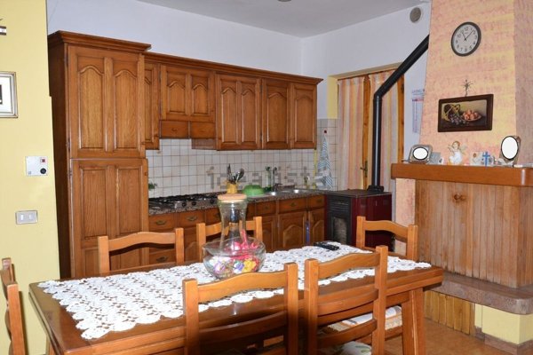 appartamento in vendita a Trecastelli in zona Ripe