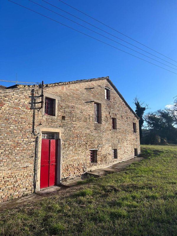 casa indipendente in vendita a Trecastelli