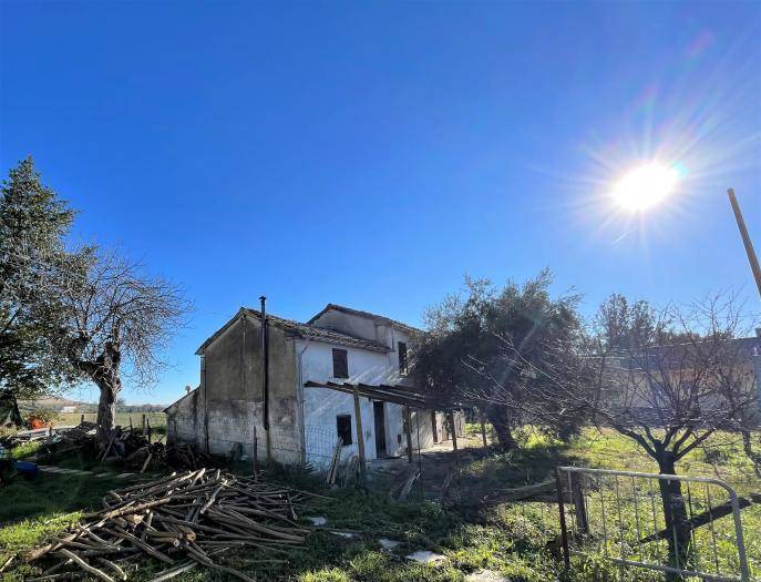 casa indipendente in vendita a Trecastelli in zona Ripe