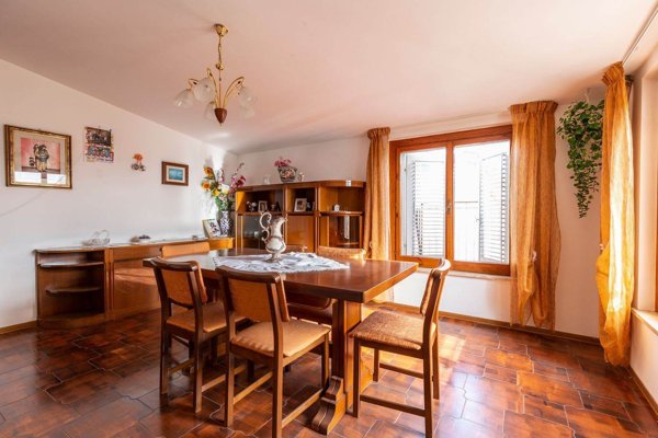 appartamento in vendita a Trecastelli in zona Croce