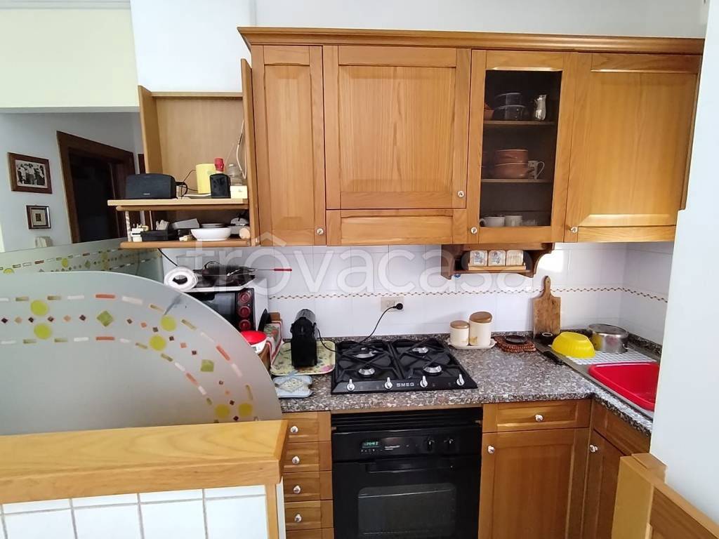 appartamento in vendita a Trecastelli in zona Ponterio