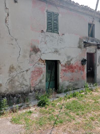 casa indipendente in vendita a Trecastelli in zona Castel Colonna