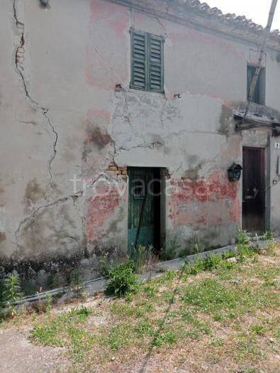 casa indipendente in vendita a Trecastelli in zona Castel Colonna