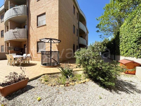 appartamento in vendita a Trecastelli in zona Ripe