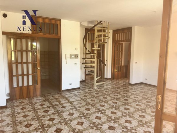 appartamento in vendita a Trecastelli in zona Ponterio