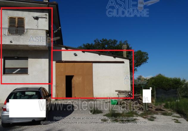 appartamento in vendita a Trecastelli in zona Ripe