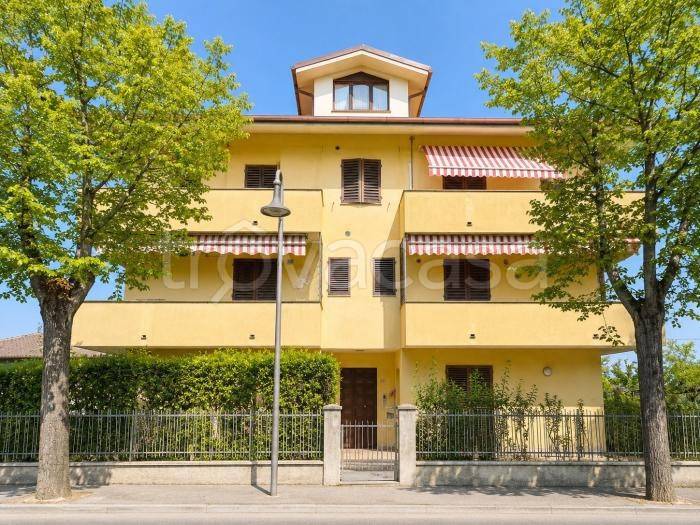 appartamento in vendita a Trecastelli in zona Ripe