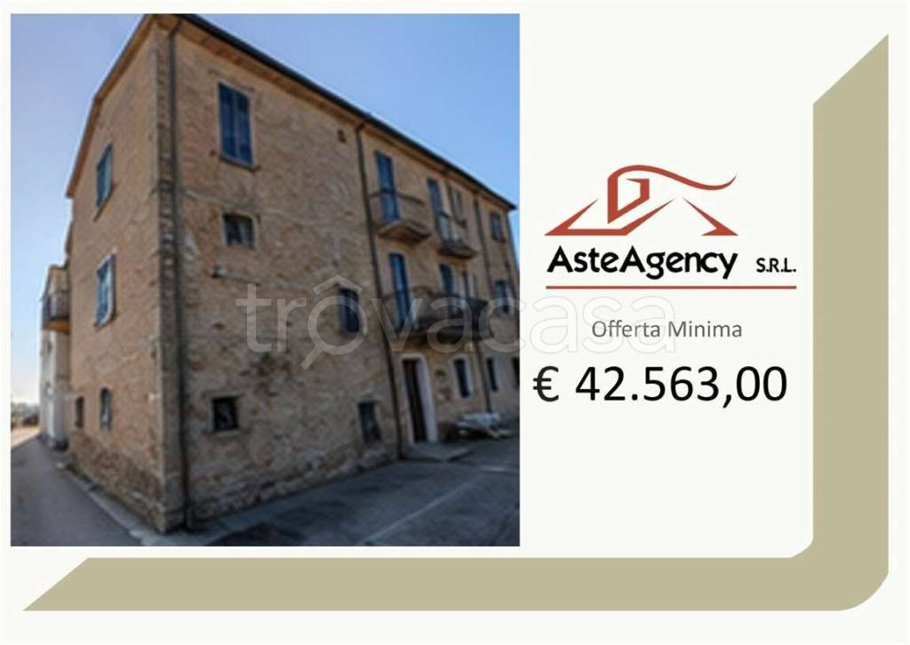 casa indipendente in vendita a Trecastelli in zona Ripe