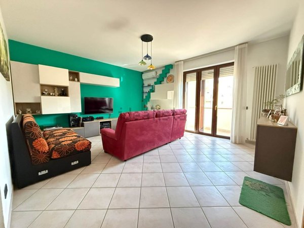 appartamento in vendita a Trecastelli in zona Ponterio