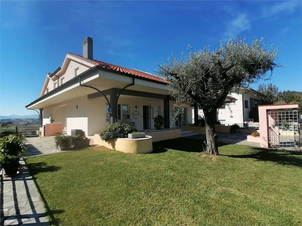 appartamento in vendita a Trecastelli