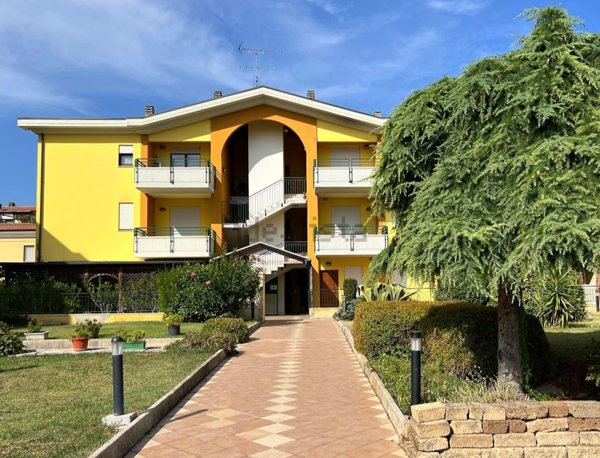 appartamento in vendita a Trecastelli in zona Ponterio
