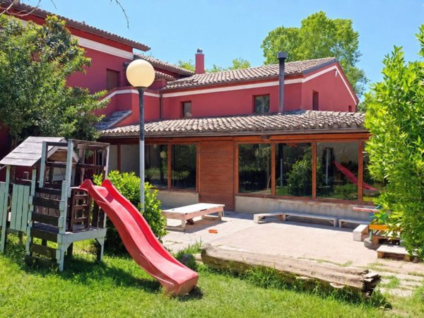 casa indipendente in vendita a Trecastelli