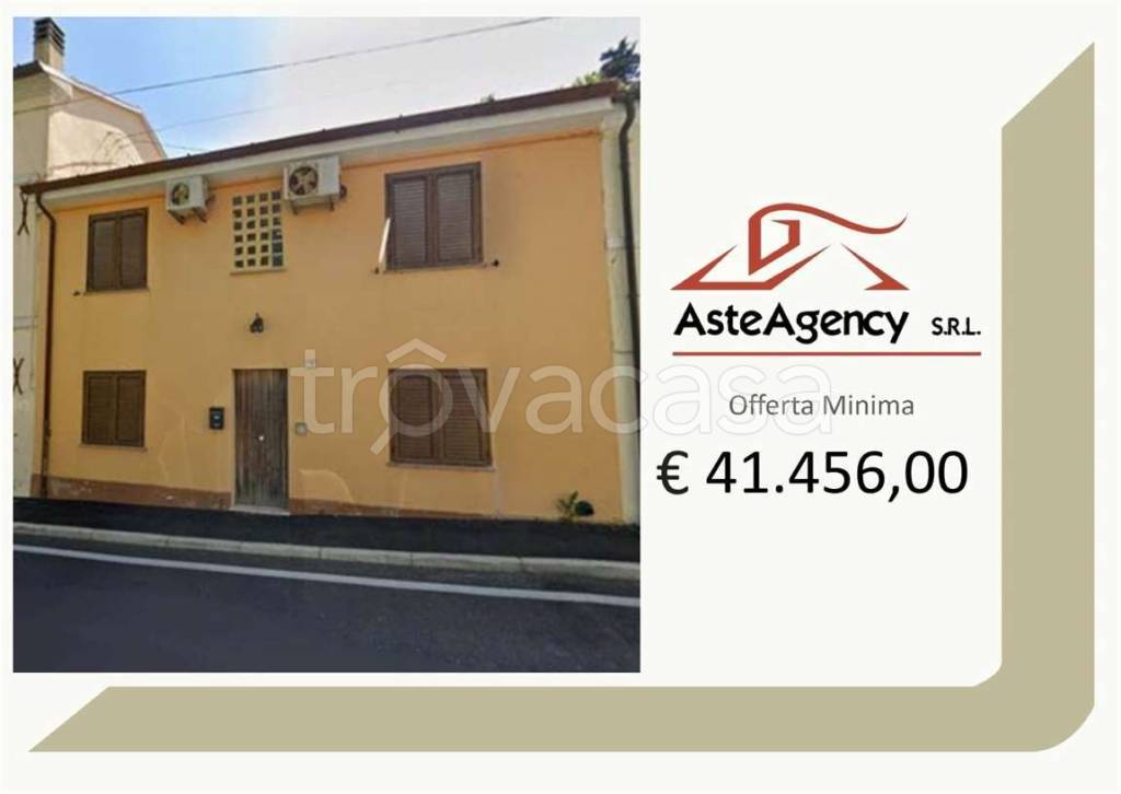 appartamento in vendita a Trecastelli in zona Ripe