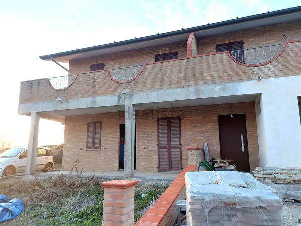 appartamento in vendita a Trecastelli
