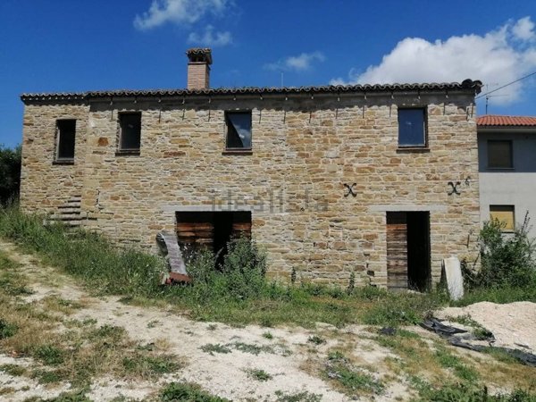 appartamento in vendita ad Apiro