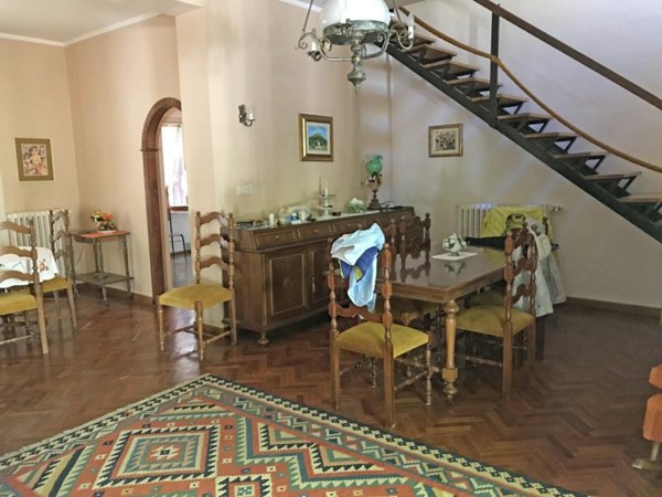 casa indipendente in vendita ad Apiro