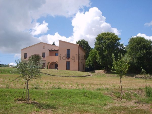 casa indipendente in vendita ad Apiro