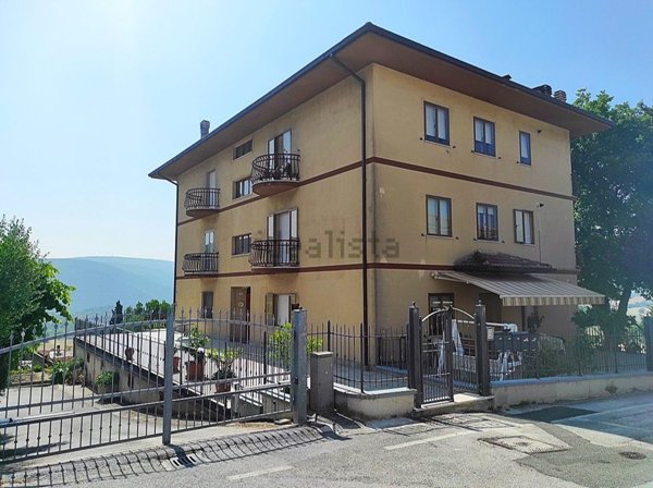 appartamento in vendita ad Apiro