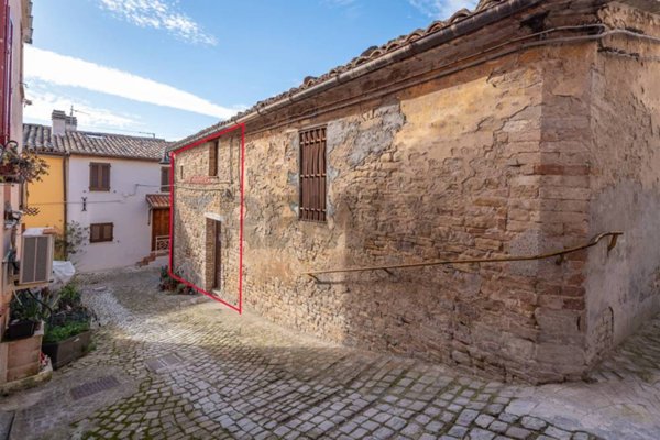 casa indipendente in vendita ad Apiro