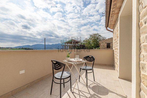 casa indipendente in vendita ad Apiro