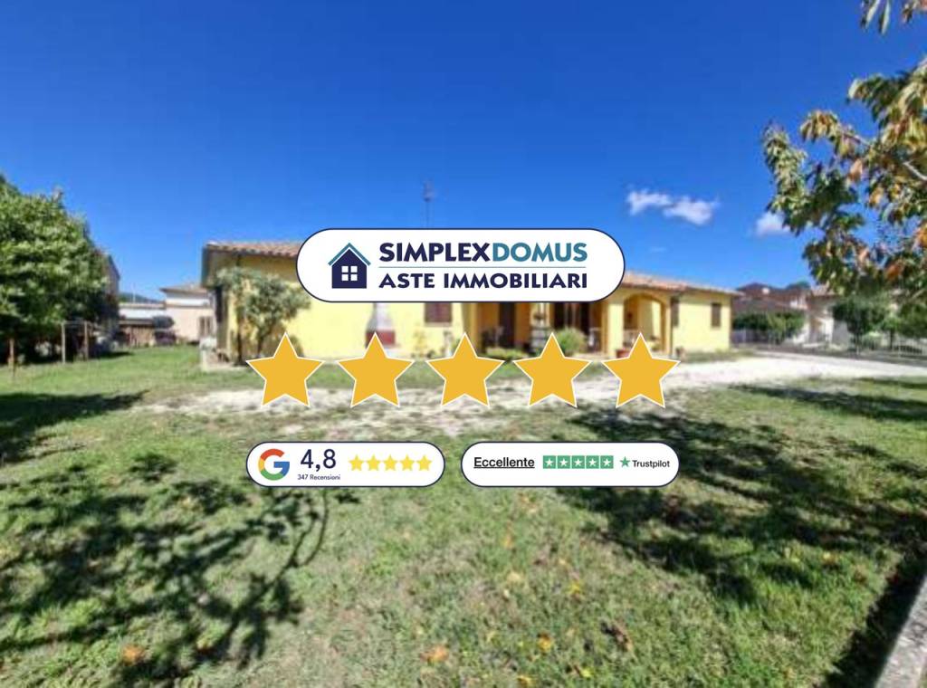 appartamento in vendita ad Apiro in zona Frontale