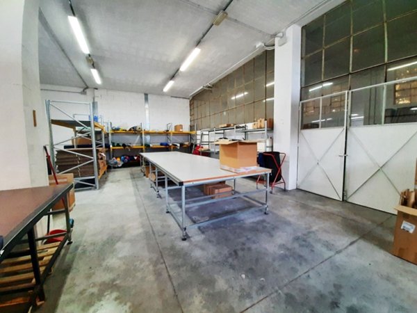 locale commerciale in vendita ad Appignano